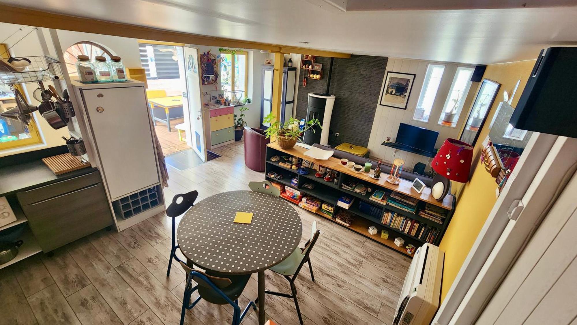 La Petite Maison En Bois Bleue 퀴베르빌 외부 사진