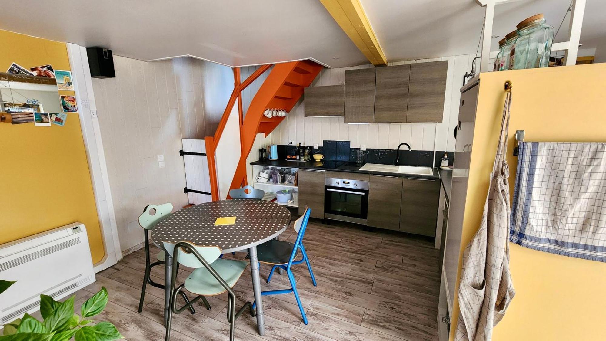 La Petite Maison En Bois Bleue 퀴베르빌 외부 사진